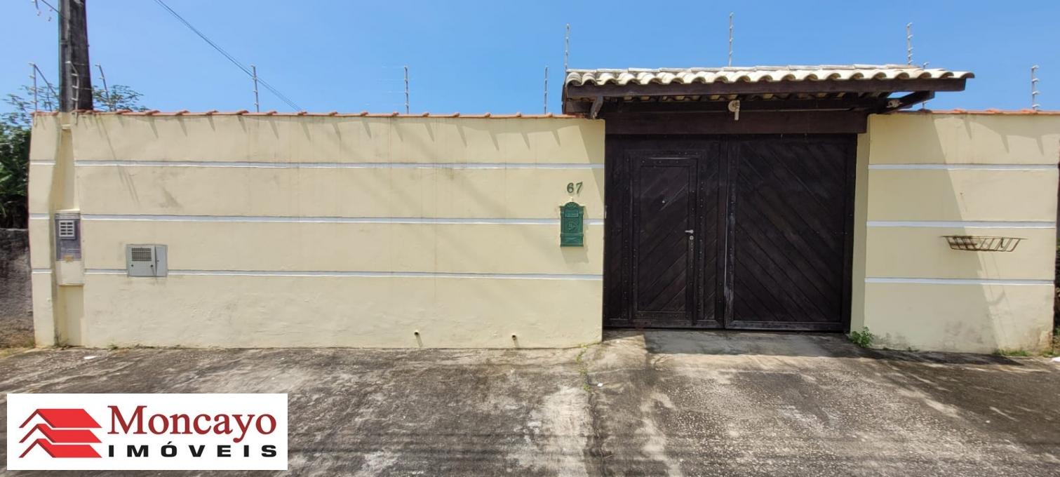 Casa à venda com 3 quartos, 360m² - Foto 1