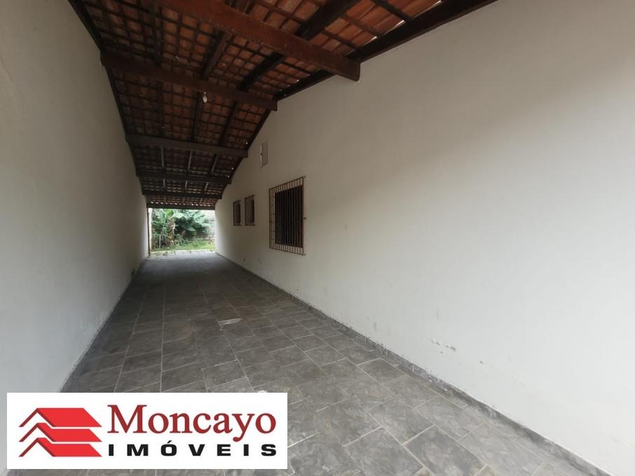 Casa à venda com 3 quartos, 300m² - Foto 11