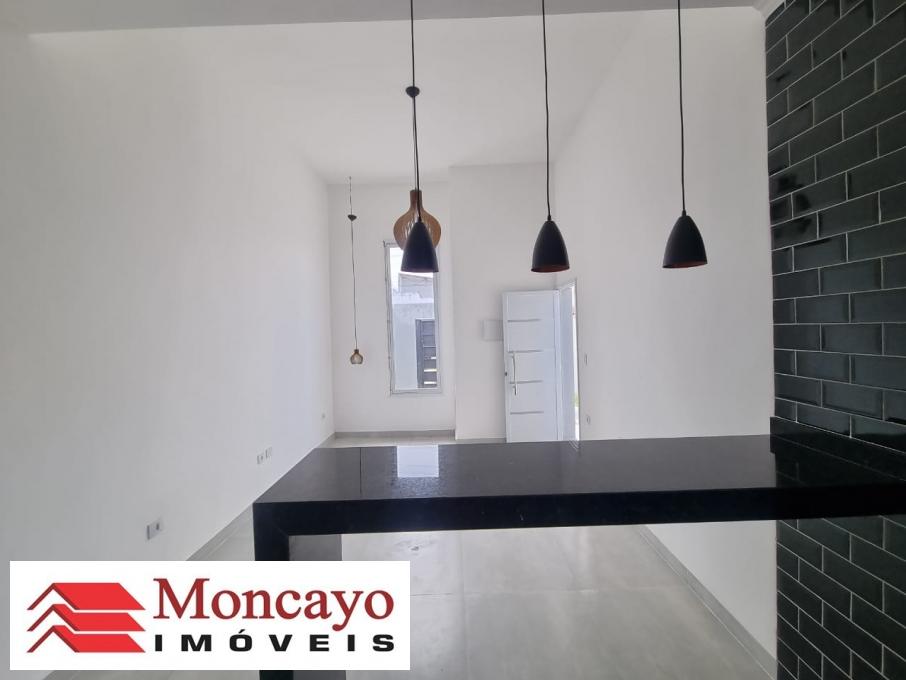 Casa à venda com 2 quartos, 125m² - Foto 3