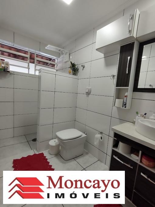 Casa à venda com 3 quartos, 320m² - Foto 12